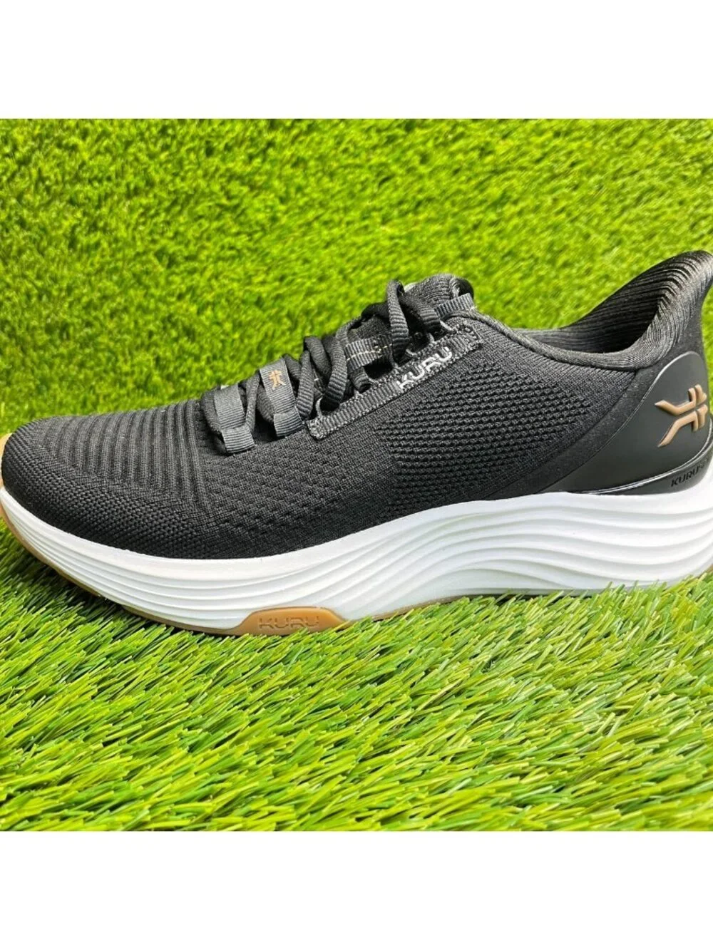 Kuru Atom 2 Womens Size 10 Black White Athletic Running Walking Shoes Sneakers